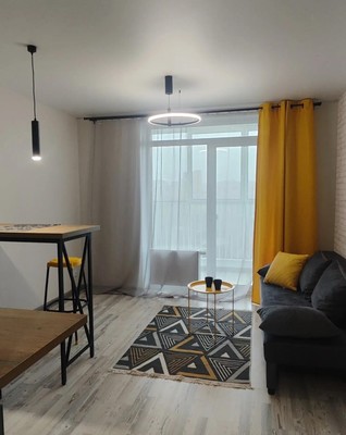 Купить --комнатную квартиру